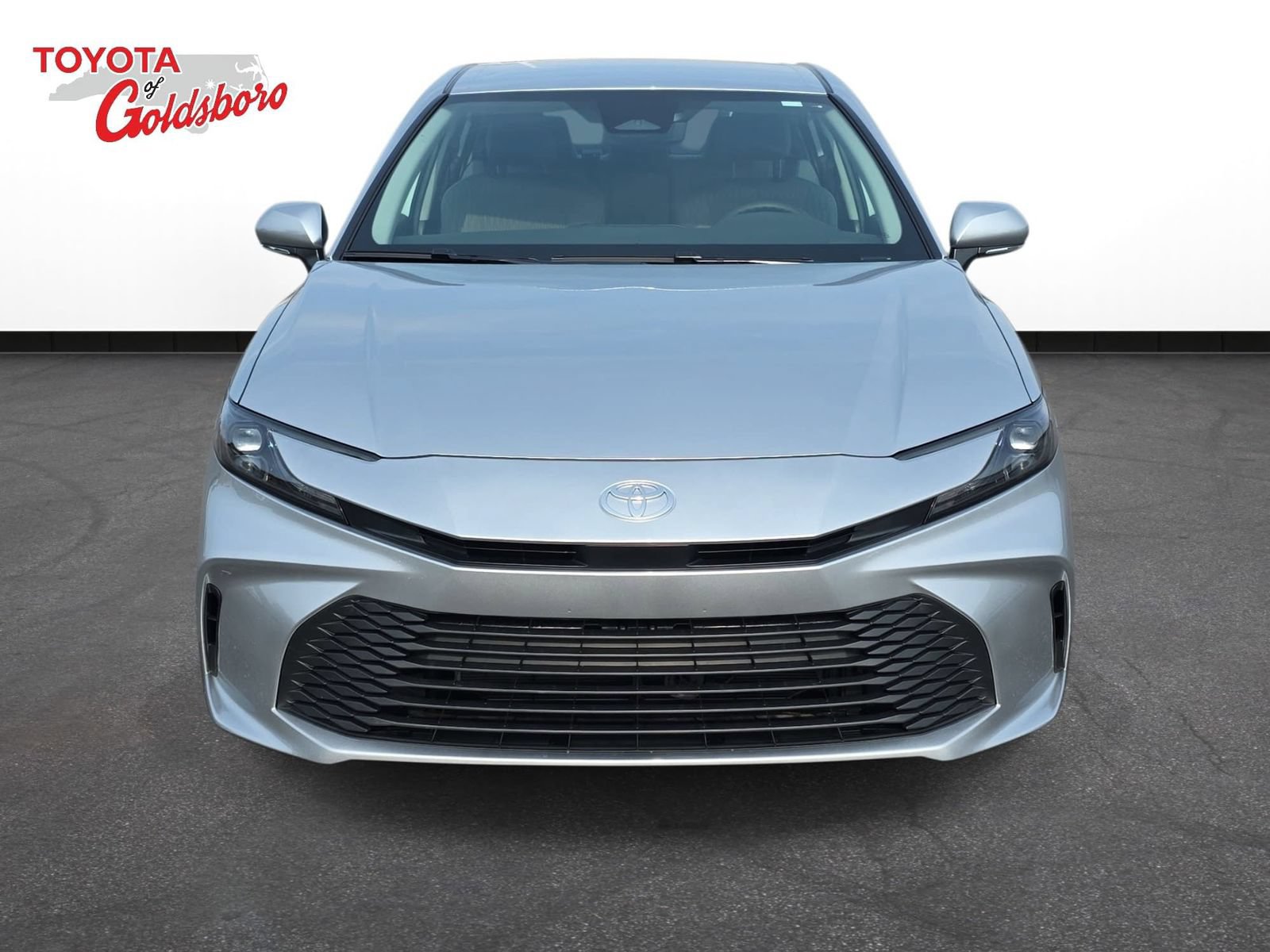 Used 2026 Toyota Camry LE w/ Convenience Package FWD image 2