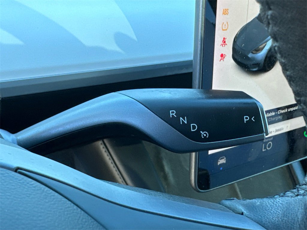 Used 2021 Tesla Model Y Long Range image 31