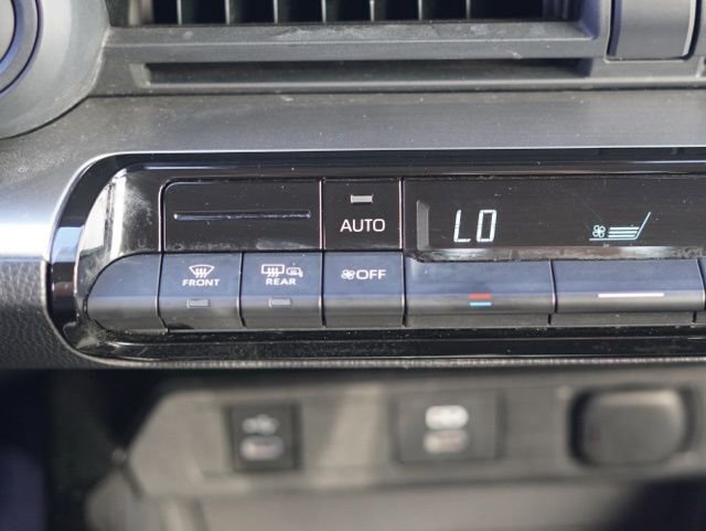 Used 2024 Toyota Prius LE image 26