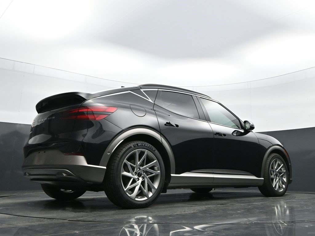 Used 2025 Genesis GV60 Advanced AWD/4WD image 38