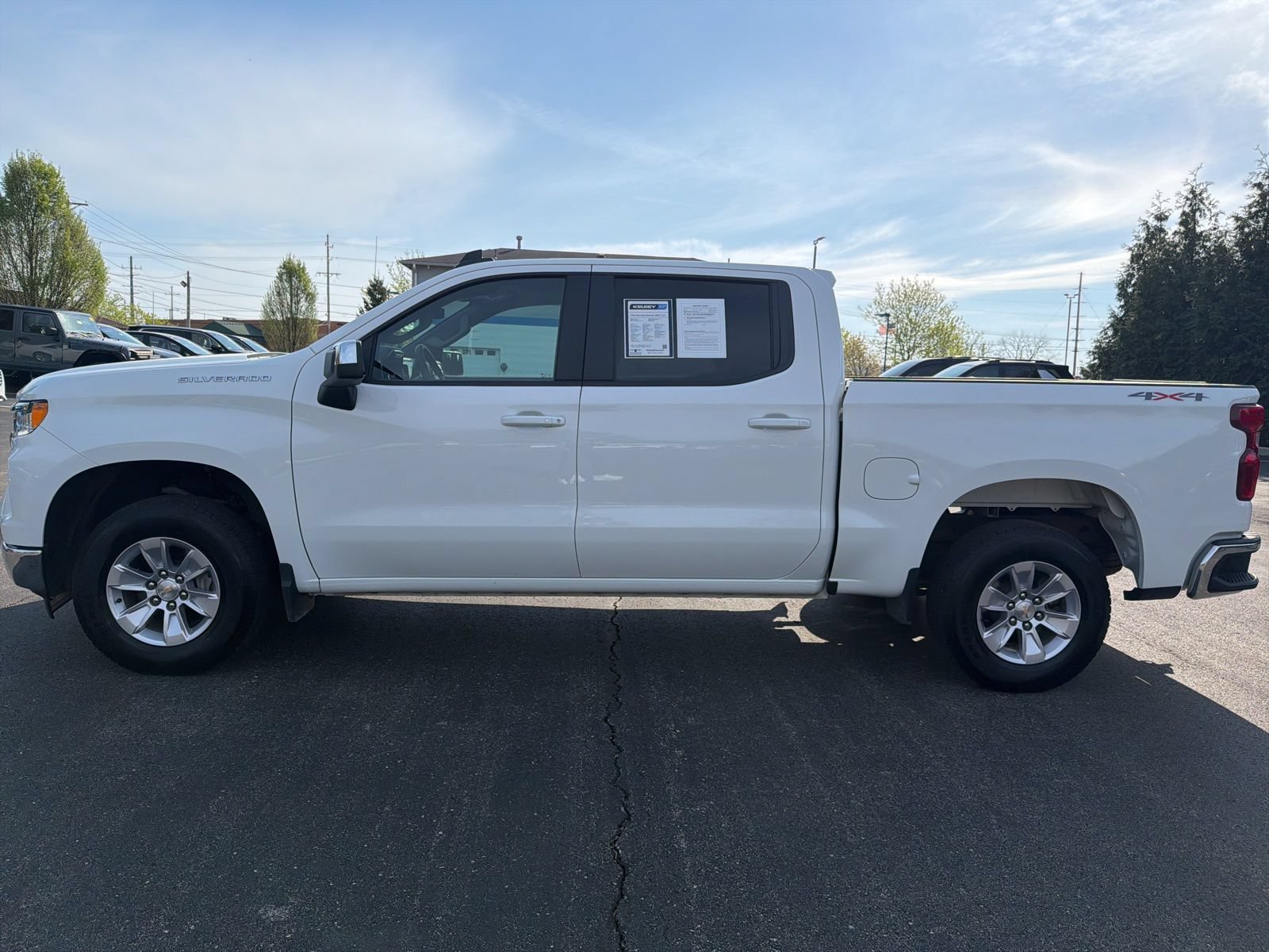Used 2026 Chevrolet Silverado 1500 LT AWD/4WD image 2