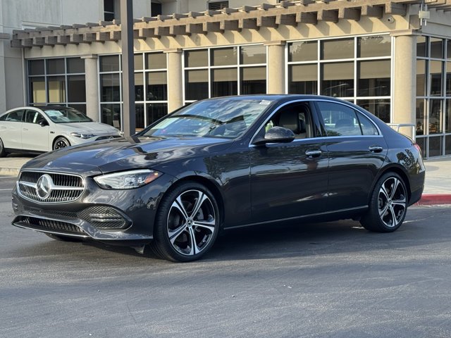 Used 2025 Mercedes-Benz C 300 Sedan image 4