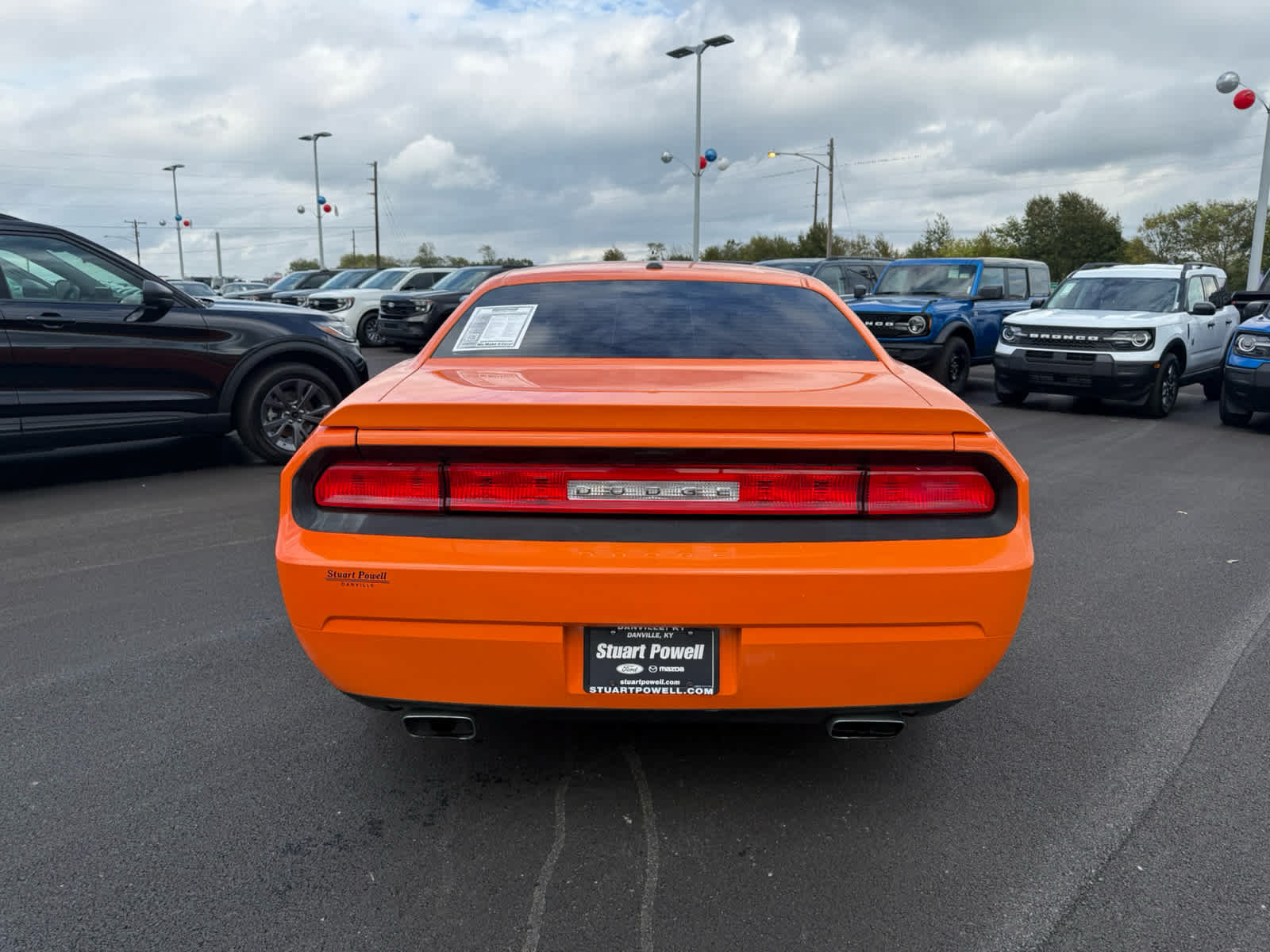 Used 2014 Dodge Challenger R/T w/ Blacktop Package RWD image 17