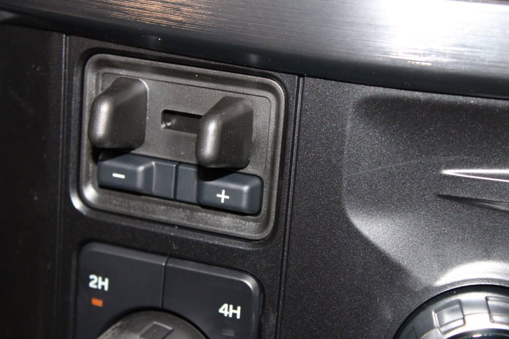 New 2026 Ford F250 Lariat w/ Black Appearance Package image 45