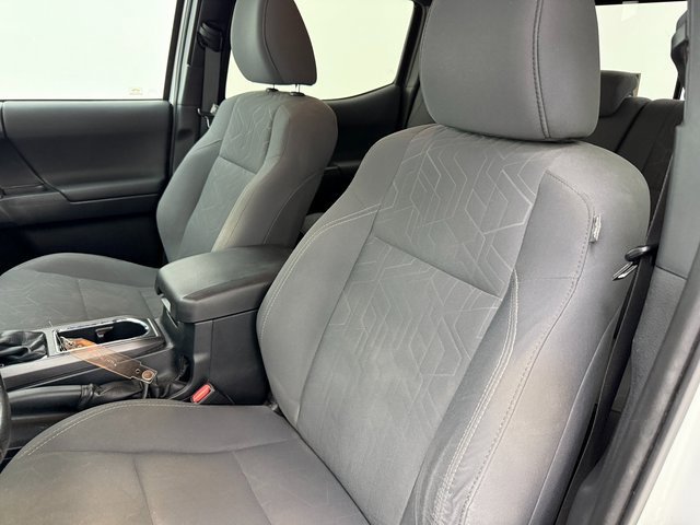 Used 2019 Toyota Tacoma TRD Off-Road image 10