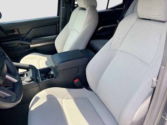 Used 2025 Toyota 4Runner SR5 RWD image 21