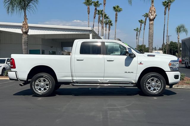 Used 2024 RAM 2500 Laramie AWD/4WD image 3