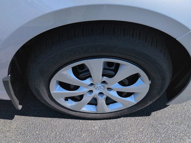 Used 2026 Toyota Corolla LE FWD image 9