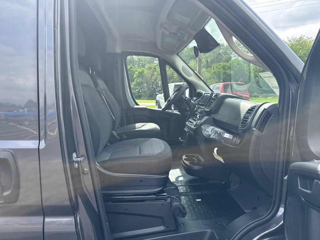 New 2026 RAM ProMaster 2500 w/ Convenience Group FWD image 11