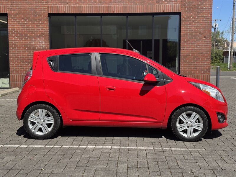 Used 2015 Chevrolet Spark LT FWD image 7