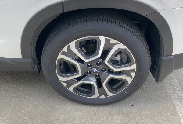 Used 2025 Subaru Ascent Touring image 5