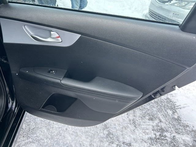 Used 2024 Kia Forte LXS image 37