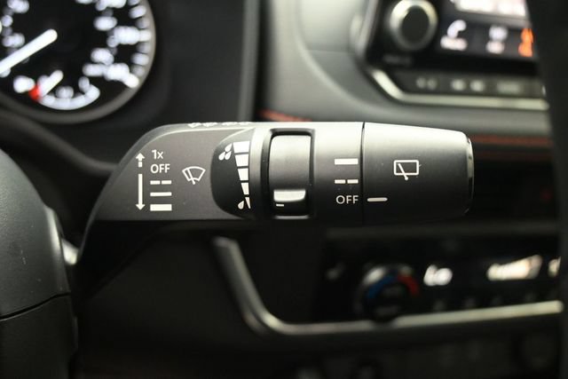 Used 2026 Nissan Rogue SV AWD/4WD image 32