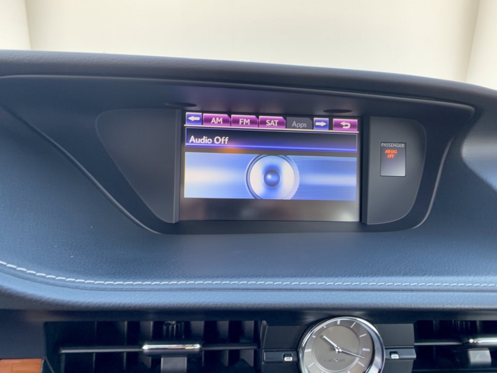 Used 2014 Lexus ES 300h w/ Premium Package w/Bamboo Trim FWD image 23