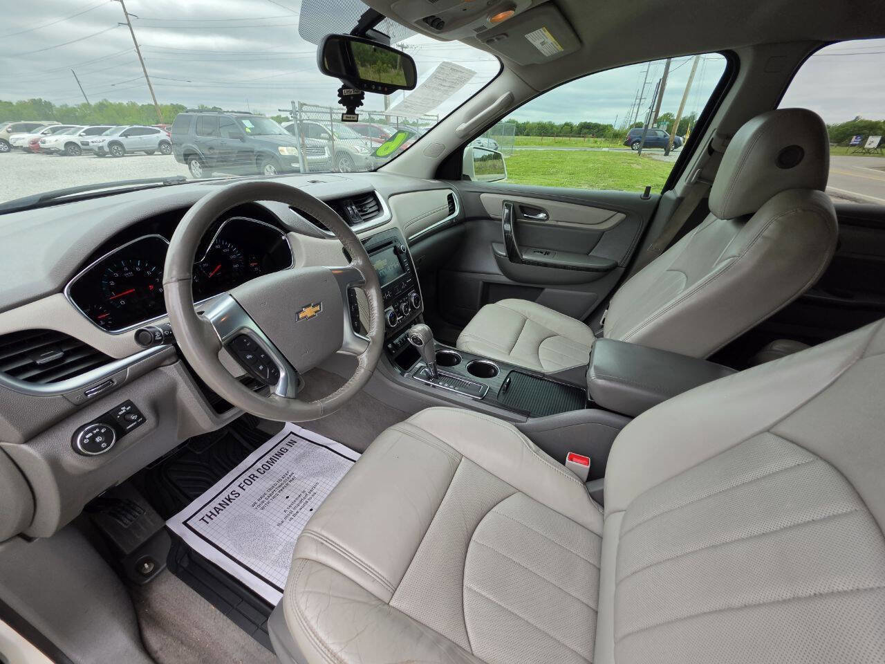 Used 2014 Chevrolet Traverse LTZ FWD image 3