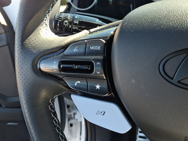 Used 2025 Hyundai Elantra N FWD image 7