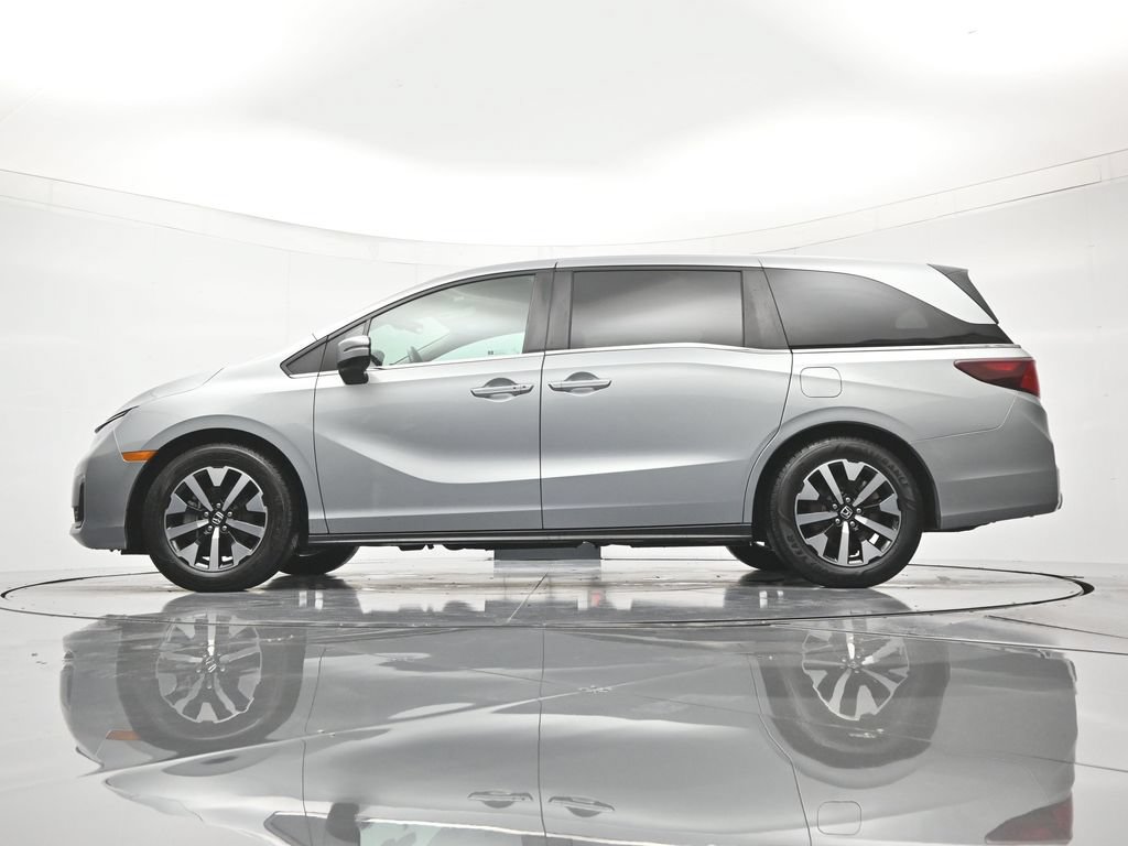 Used 2025 Honda Odyssey EX-L image 45