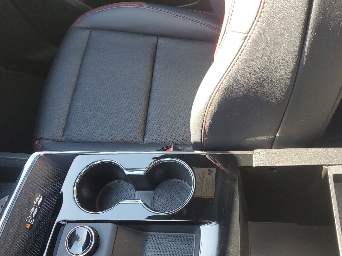 Used 2025 Chevrolet Equinox RS w/ Safety and Technology Package image 25