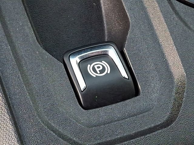 Used 2023 Chevrolet Colorado W/T image 25