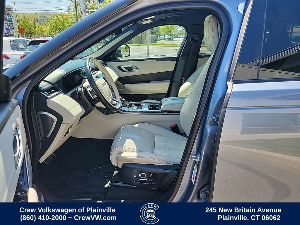 Used 2018 Land Rover Range Rover Velar R-Dynamic HSE AWD/4WD image 13