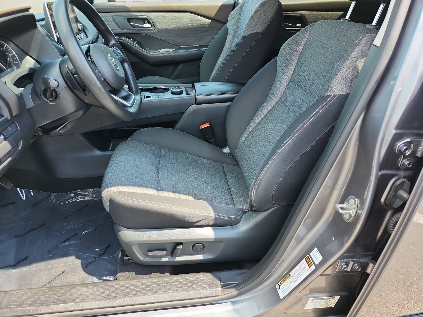 Used 2021 Nissan Rogue SV AWD/4WD image 9