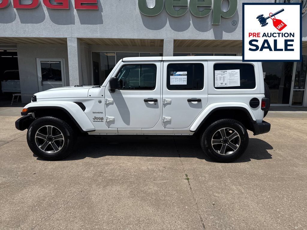 Used 2023 Jeep Wrangler Unlimited Sahara AWD/4WD image 2