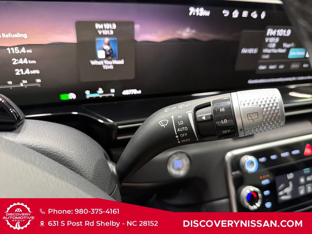 Used 2025 Genesis GV80 2.5T Standard AWD/4WD image 29