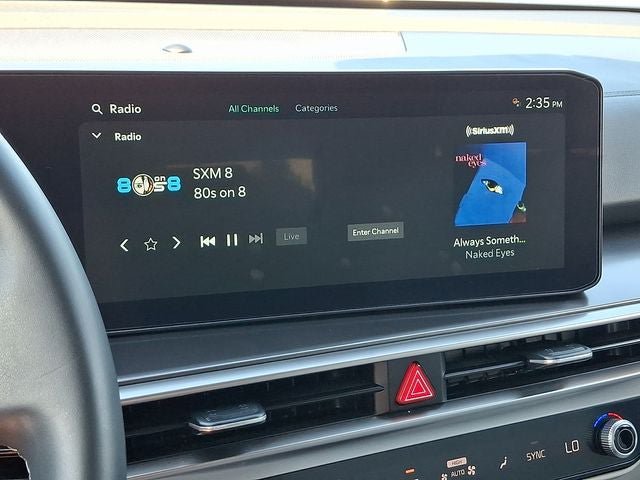 Certified 2025 Kia Sorento S w/ Panoramic Sunroof Package FWD image 18