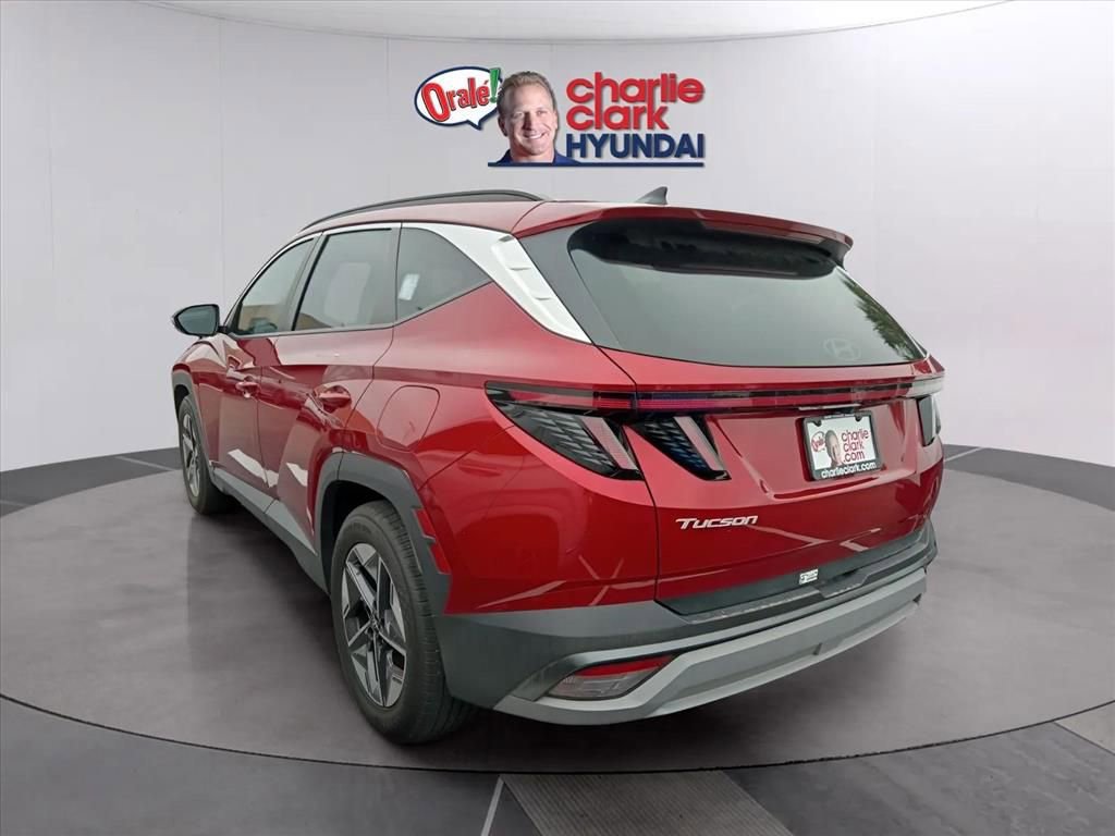 Used 2025 Hyundai Tucson SEL image 2