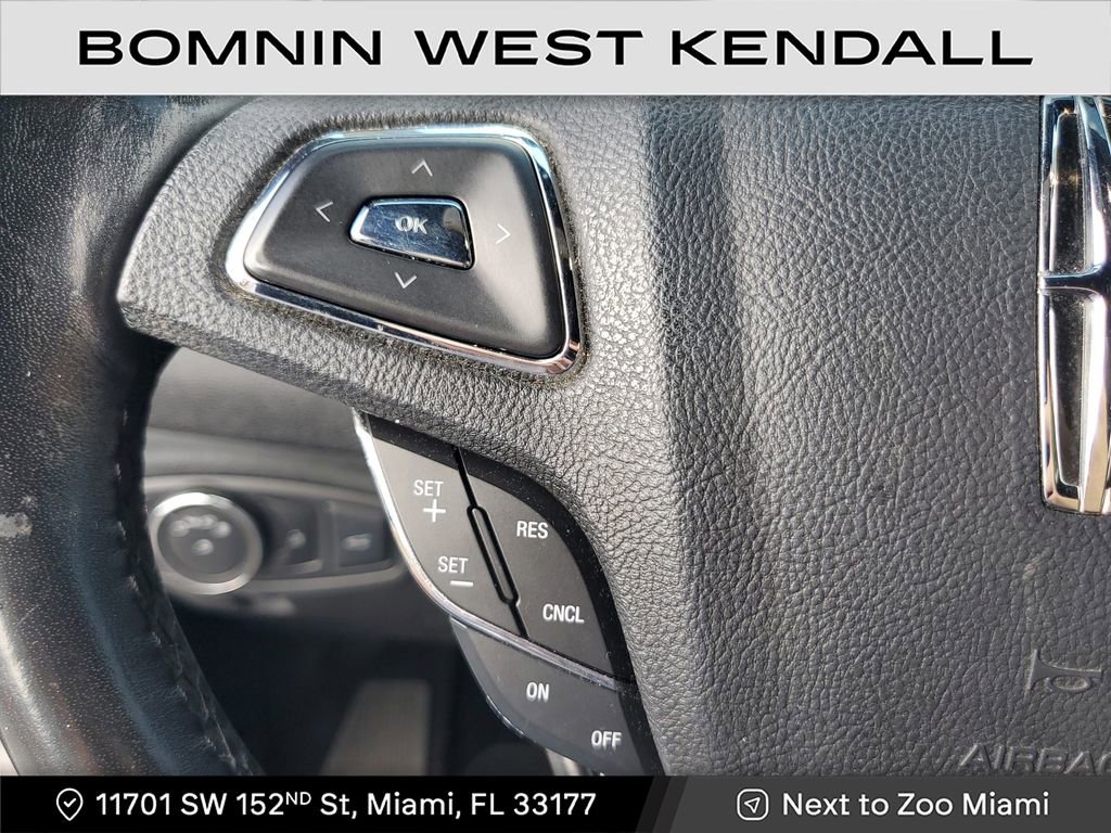 Used 2017 Lincoln MKC Reserve image 29