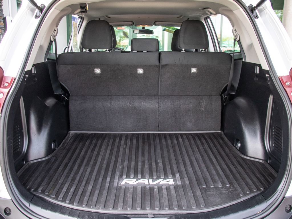 Used 2014 Toyota RAV4 XLE AWD/4WD image 25