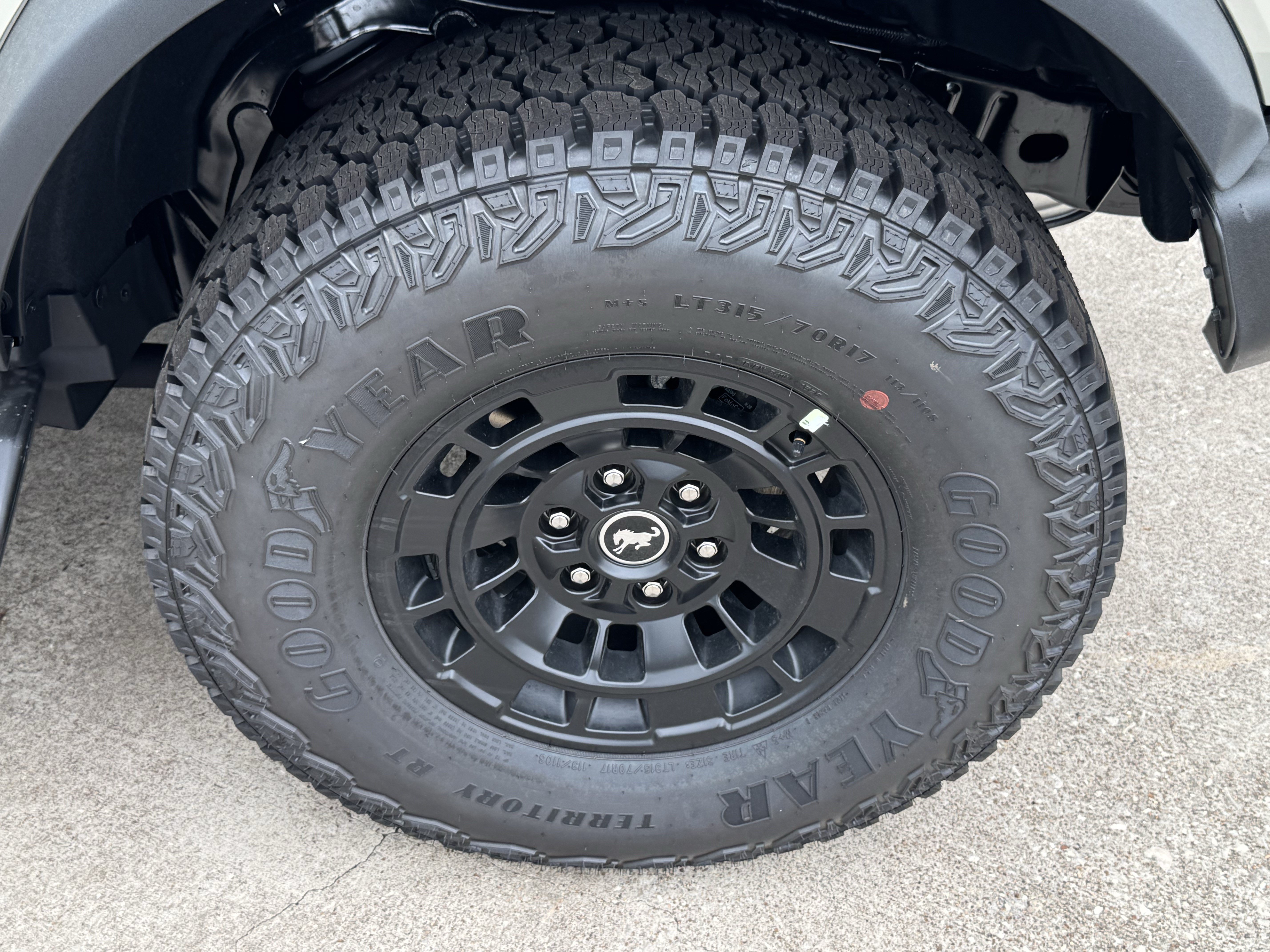 New 2026 Ford Bronco 4-Door w/ Sasquatch Package AWD/4WD image 9