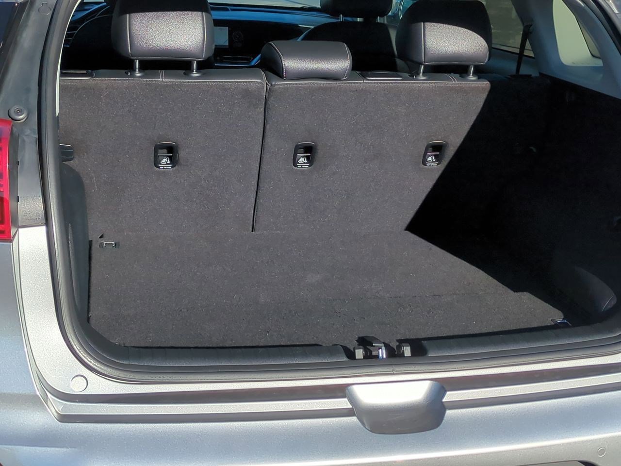 Certified 2022 Kia Niro EX Premium image 25