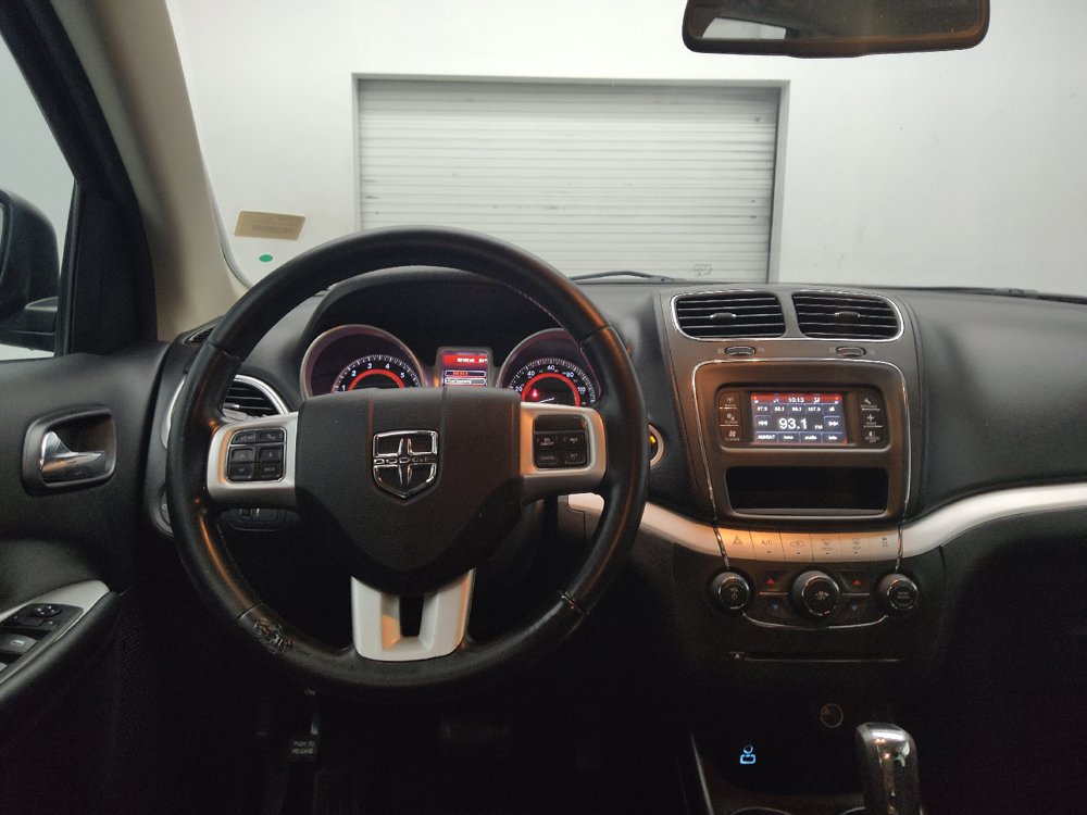 Used 2019 Dodge Journey SE w/ Connectivity Group FWD image 22