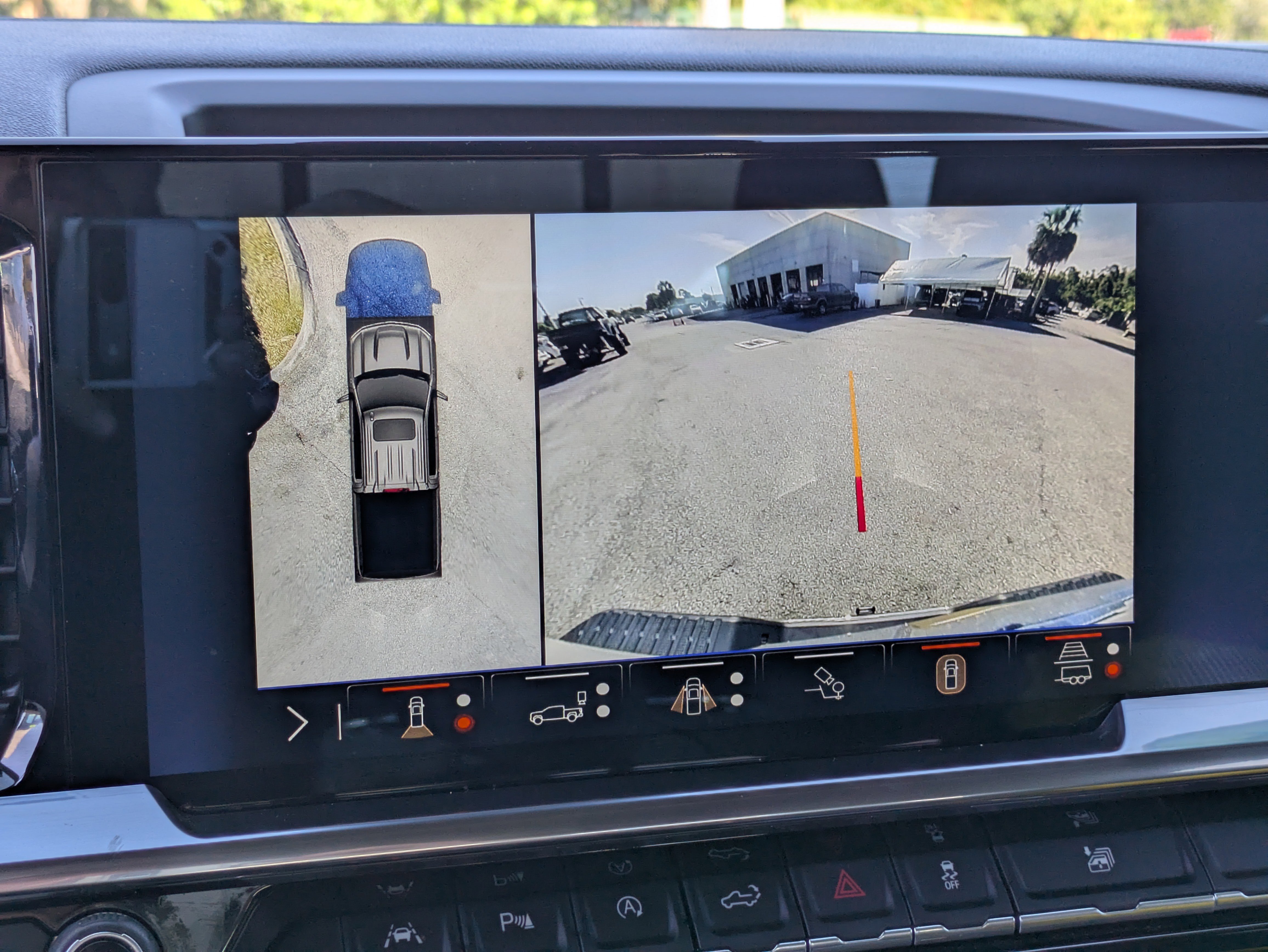 Used 2024 Chevrolet Silverado 1500 LTZ w/ Technology Package image 35