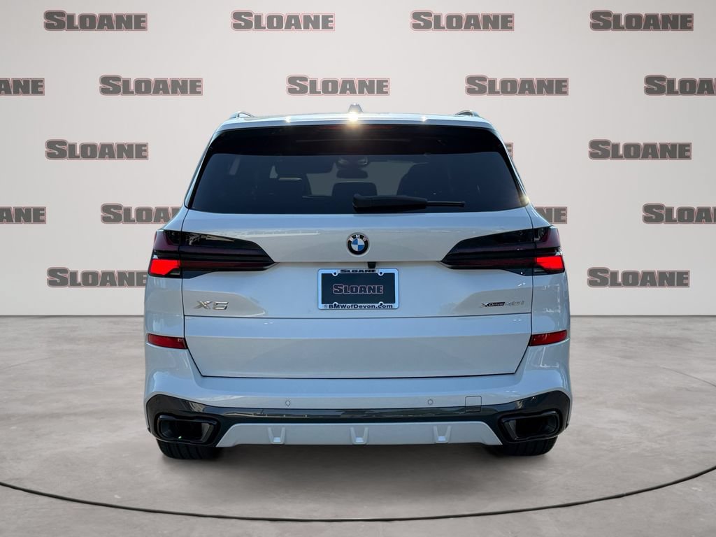 Used 2025 BMW X5 xDrive40i w/ M Sport Package AWD/4WD image 4
