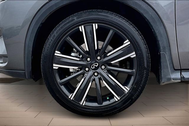 Used 2021 INFINITI QX50 Luxe w/ Appearance Package image 9