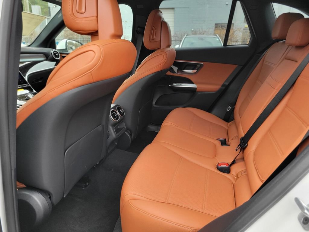 New 2026 Mercedes-Benz GLC 300 4MATIC image 14