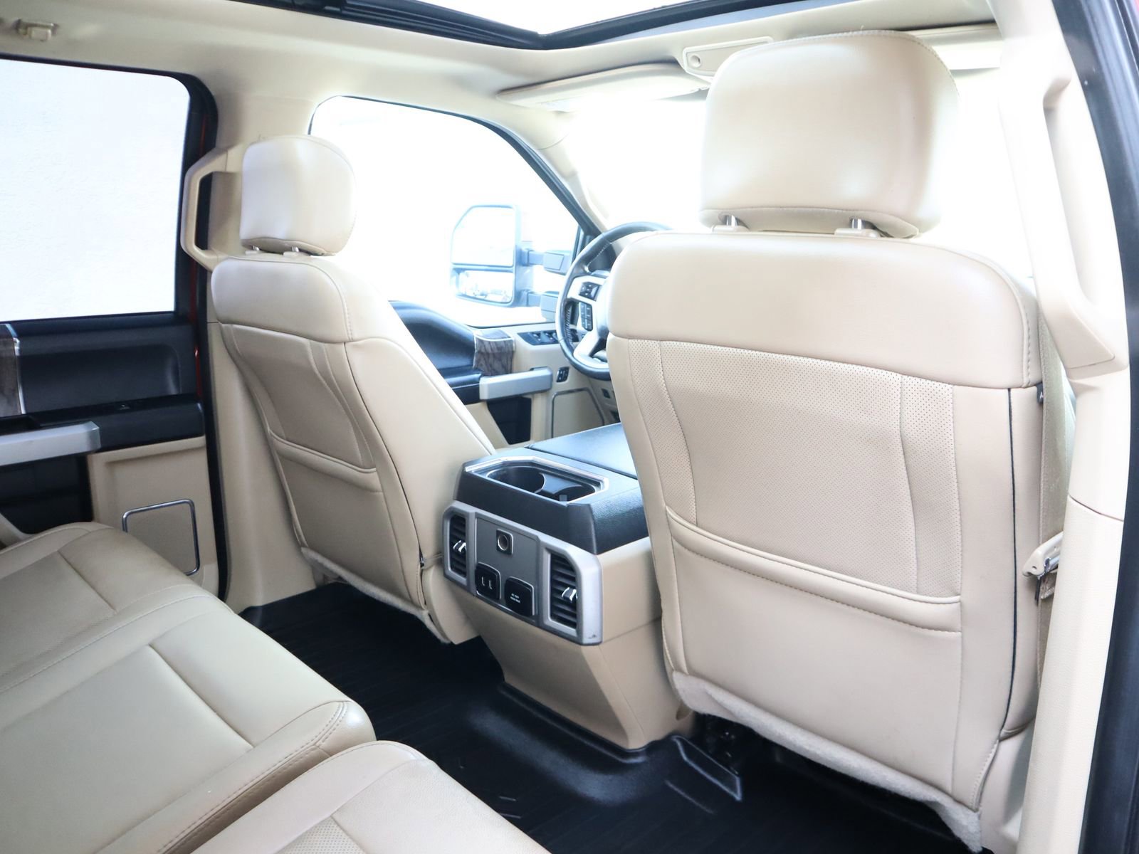 Used 2019 Ford F450 Lariat w/ Lariat Ultimate Package image 52