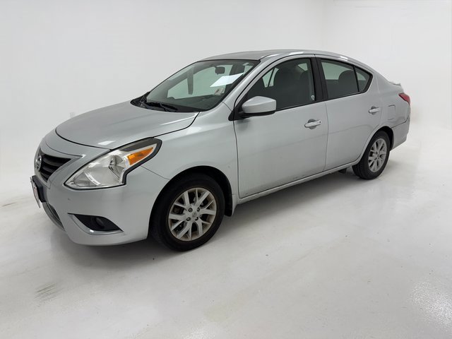 Used 2017 Nissan Versa SV w/ SV Special Edition Package image 5