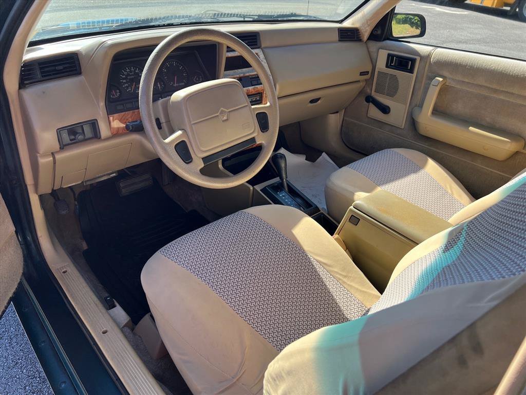 Used 1993 Dodge Shadow ES FWD image 15