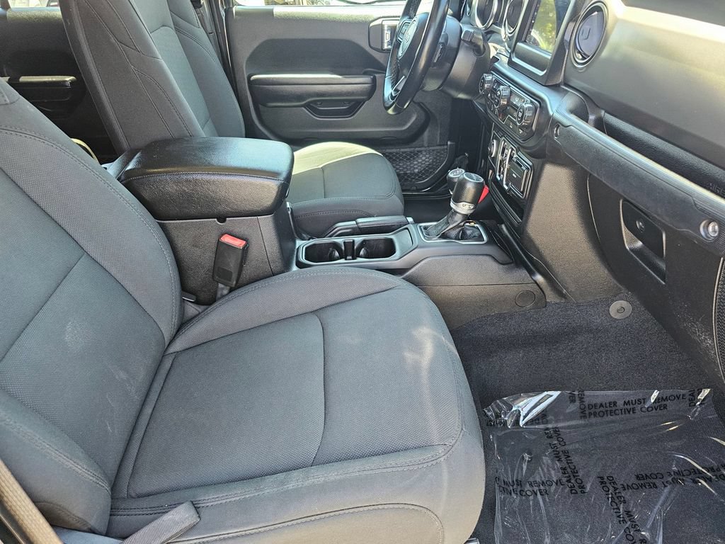 Used 2021 Jeep Gladiator Sport AWD/4WD image 13