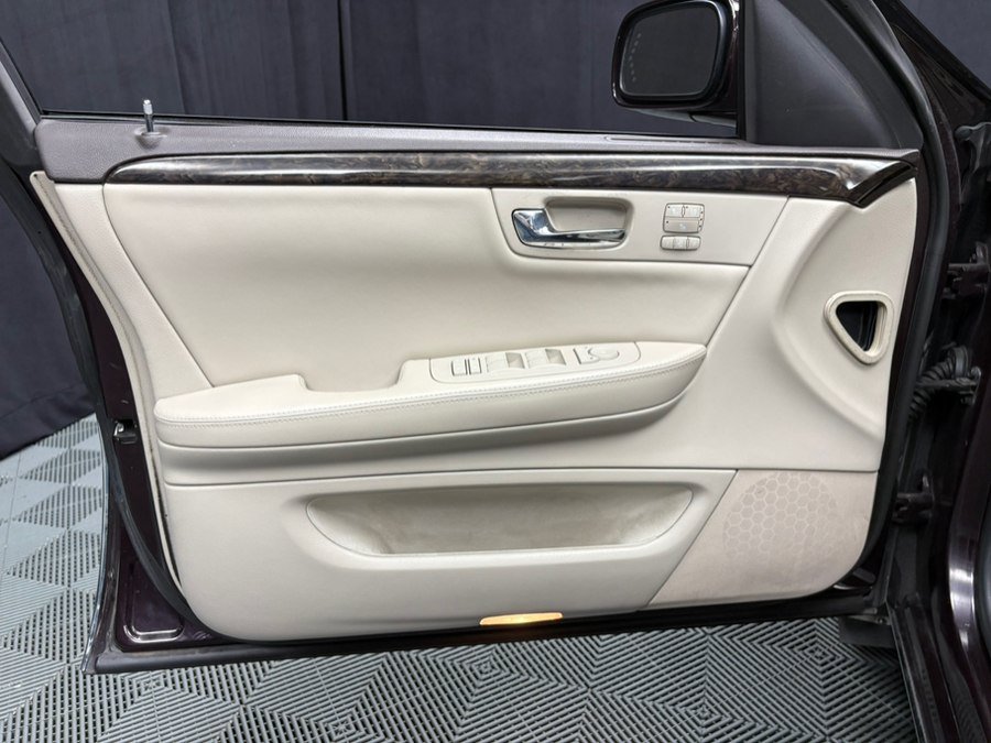 Used 2008 Cadillac DTS Luxury I FWD image 22