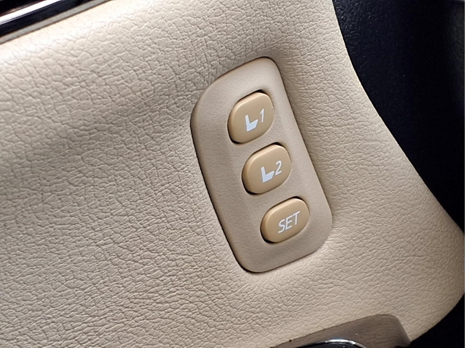 Used 2014 Toyota Avalon XLE Touring FWD image 27