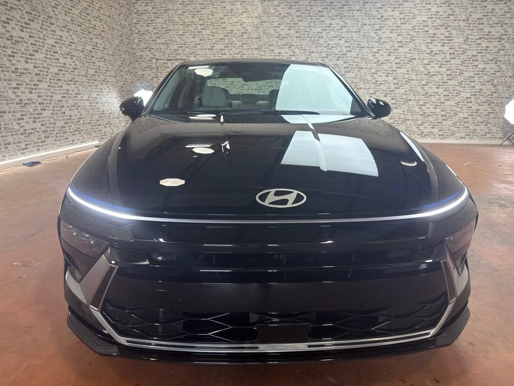 New 2026 Hyundai Sonata SEL FWD image 2