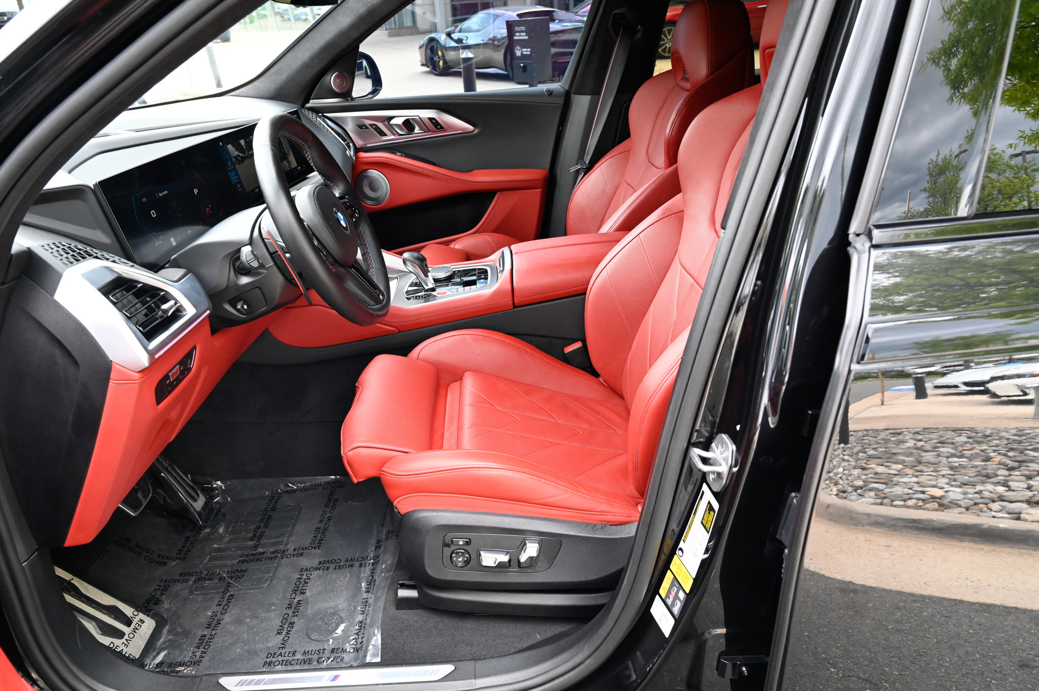 Used 2023 BMW XM AWD/4WD image 18