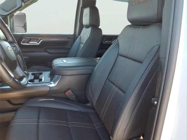 Used 2024 Chevrolet Silverado 3500 High Country w/ Technology Package image 20