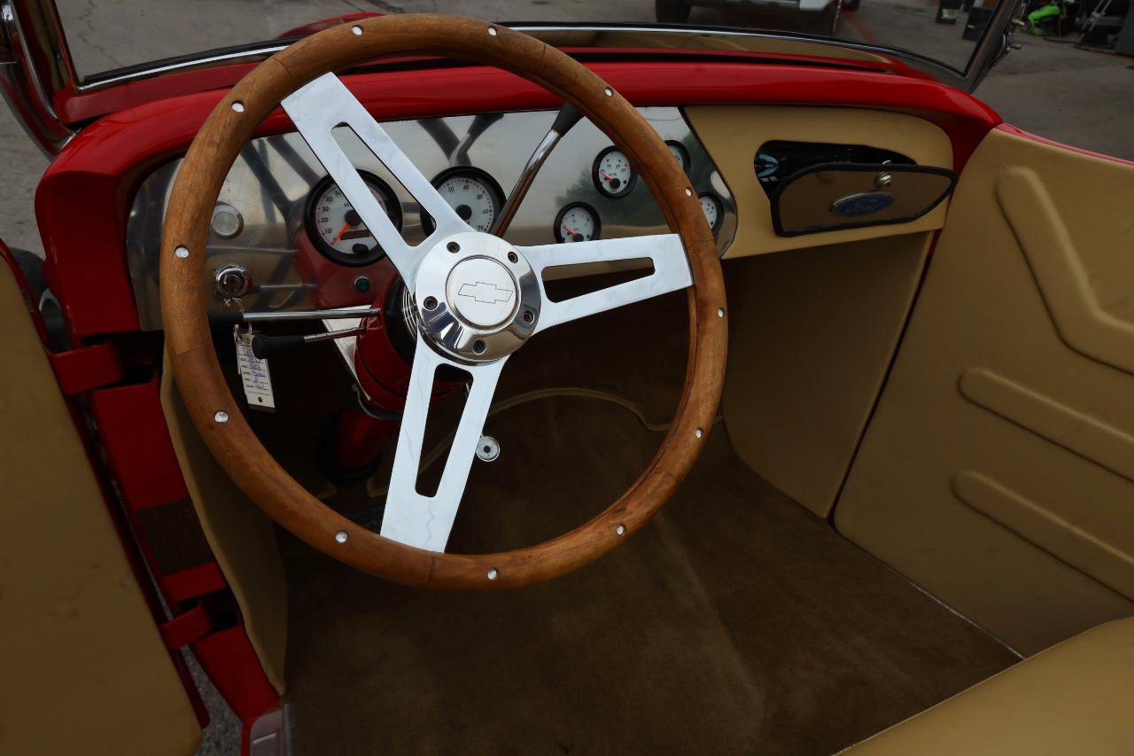 Used 1990 Chevrolet Corvette Coupe RWD image 32