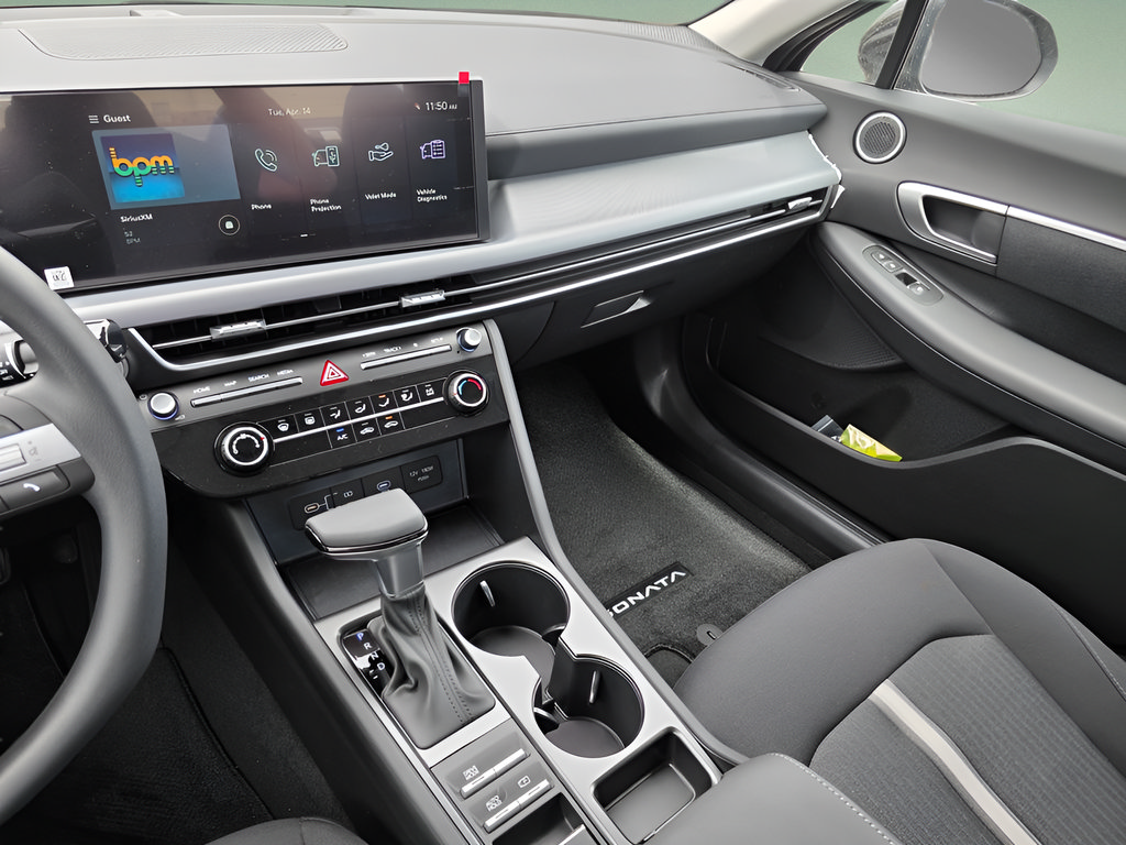 New 2026 Hyundai Sonata SE FWD image 17