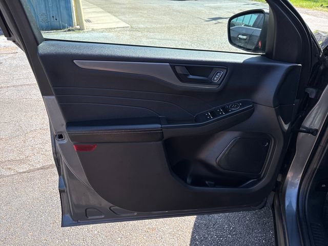 Used 2023 Ford Escape Active image 8